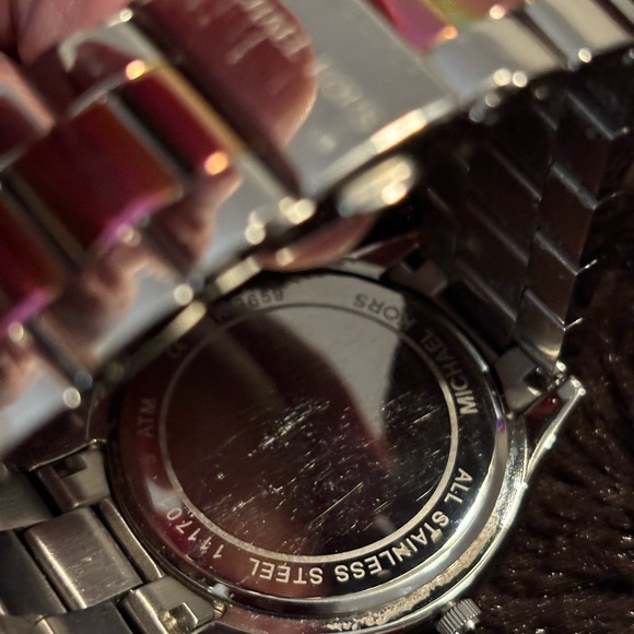 Michael Kors multicolored watch - Picture 3 of 3